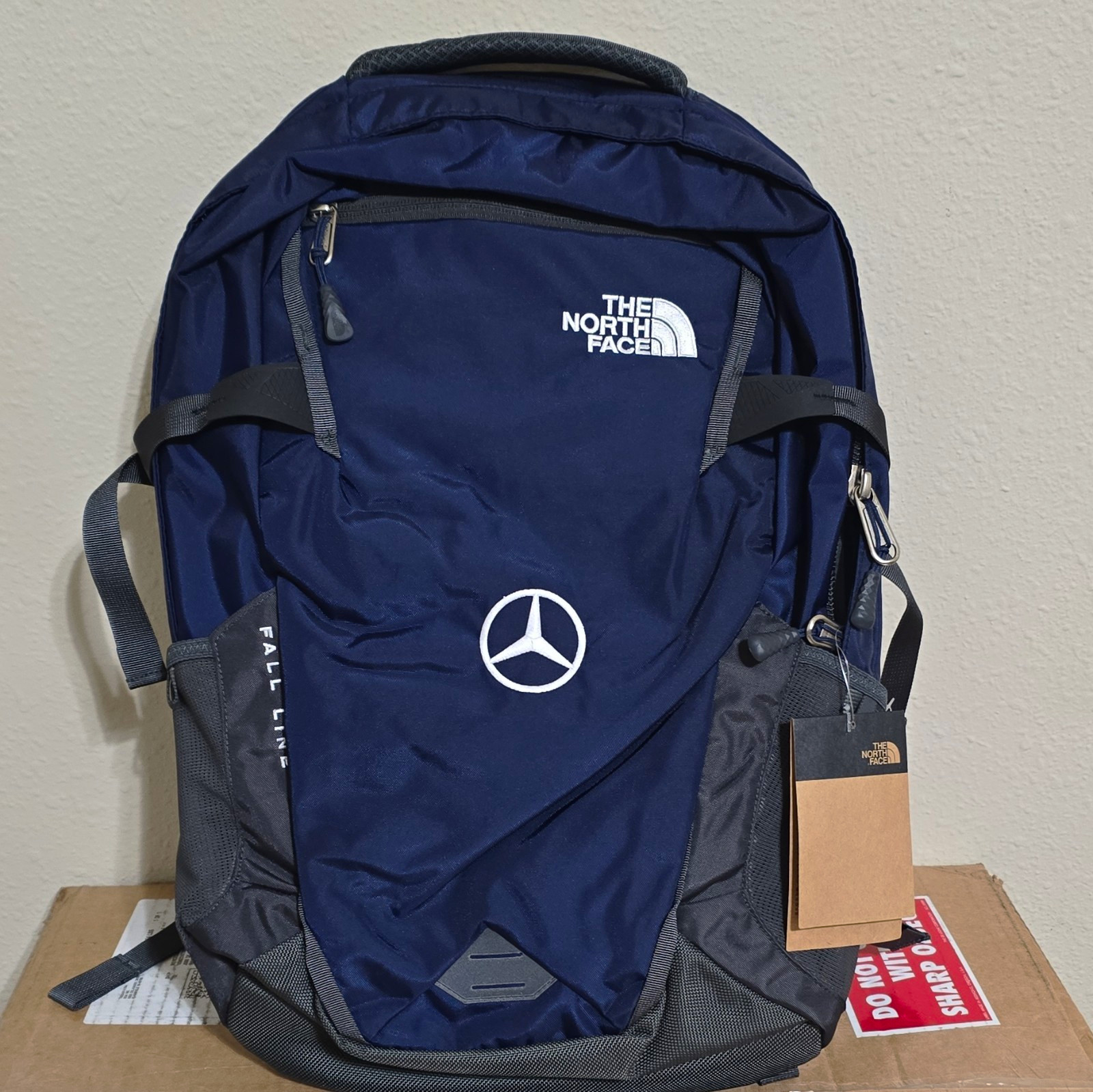 The North Face Fall Line Blue/Gray Backpack Padded Pockets Logo, (OR BEST OFFER)