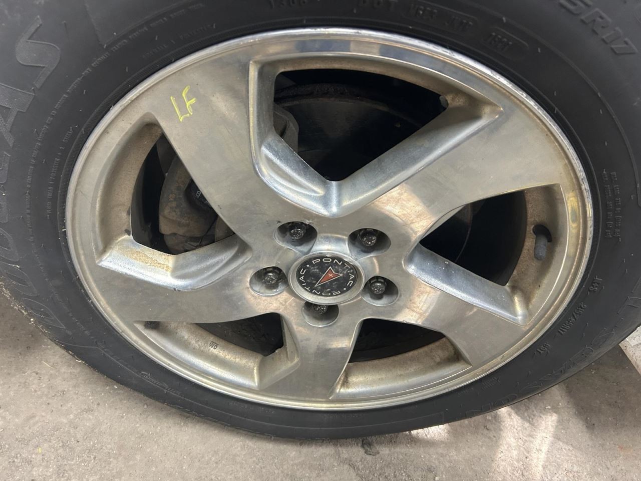 Wheel 17x7-1/2 5 Spoke Directional Chrome Opt N89 Fits 02-05 BONNEVILLE 583369