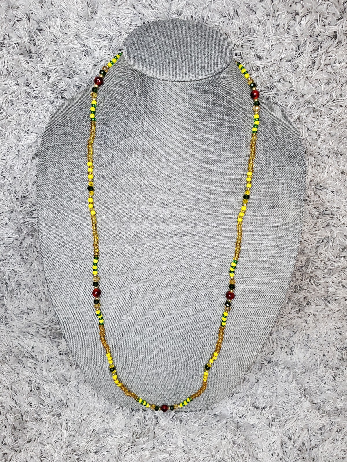COLLAR de OSHUN IBU KOLÉ Eleke  GLASS And OBSIDIAN BEADS Lexury Quality 