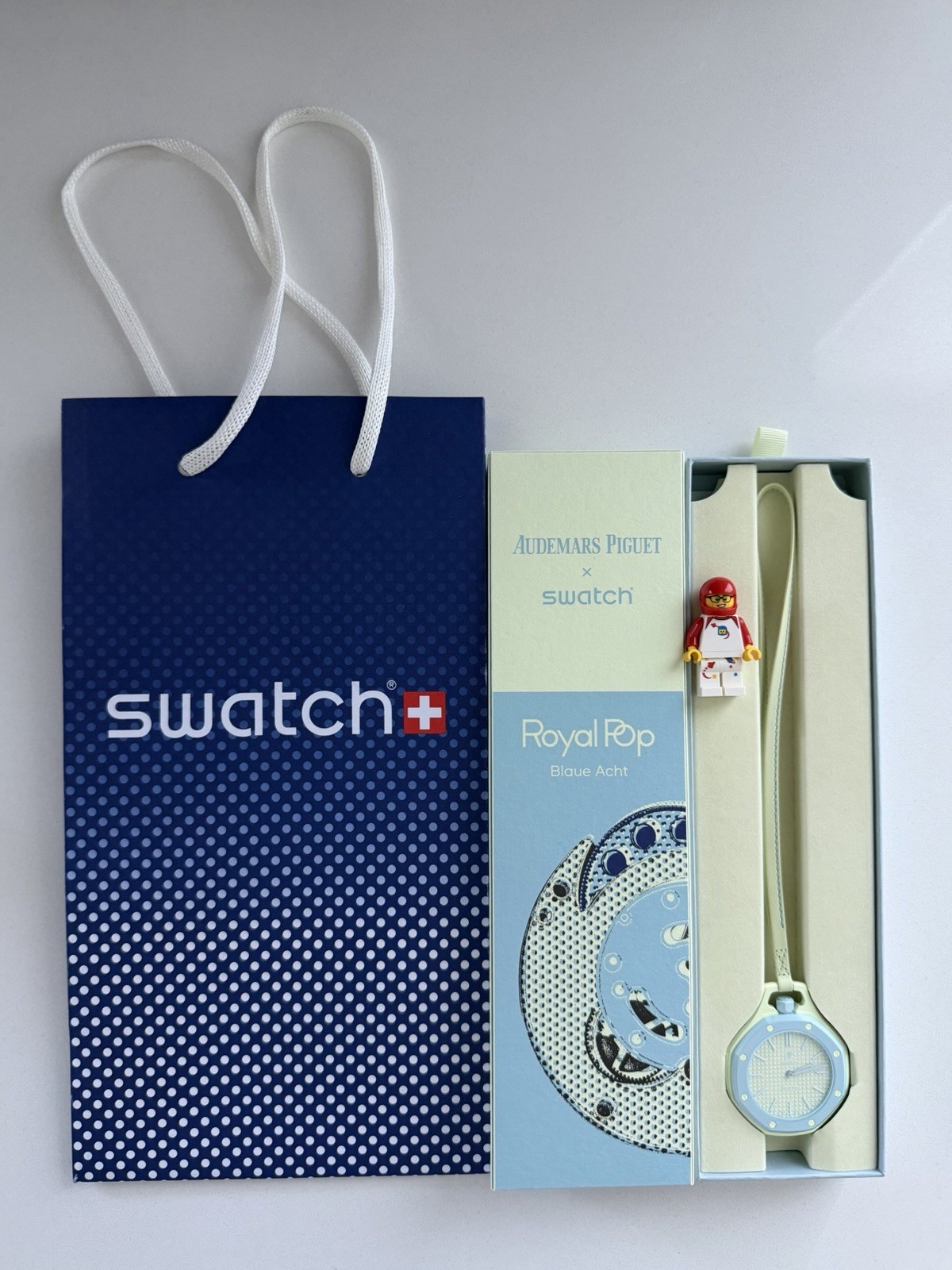Swatch x Audemars Piguet Royal Pop Blaue Acht SSX03L101N NEW Swiss Full Set