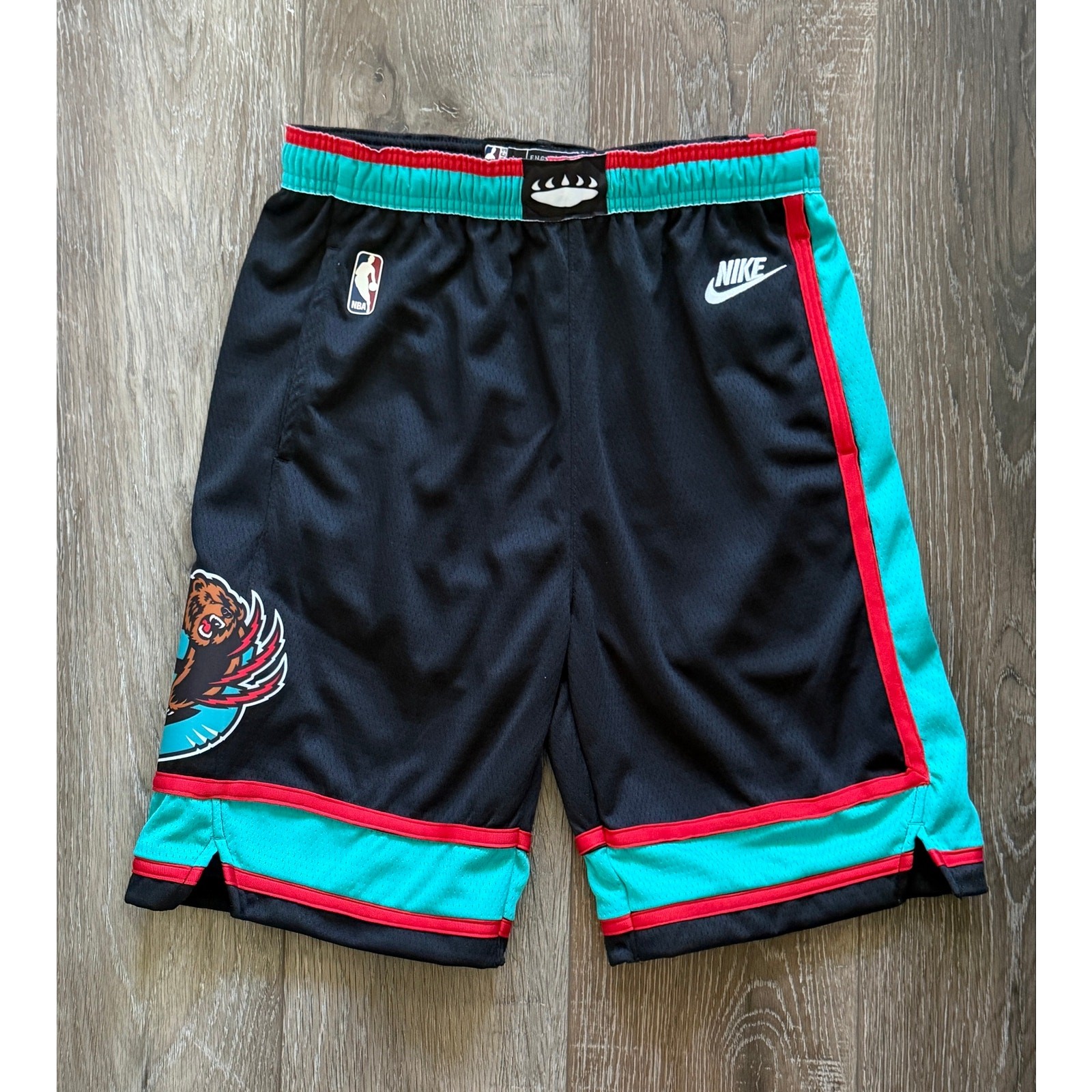 Nike Memphis Grizzlies Hardwood Classics Vancouver Era Swingman Shorts Youth L
