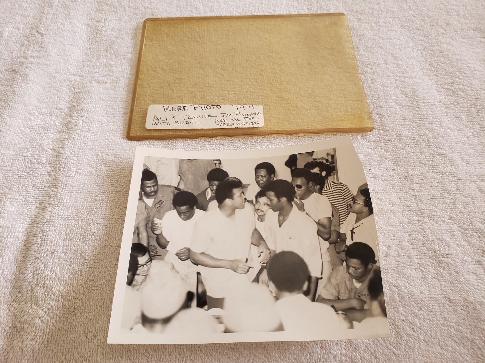 Vintage 1971 Muhammad Ali & Trainer w/Soldier In Panama (Pre-Owned) Rare Vintage 1971 Muhammad Ali & Trainer w/Soldier In Panama (Pre-Owned) Rare