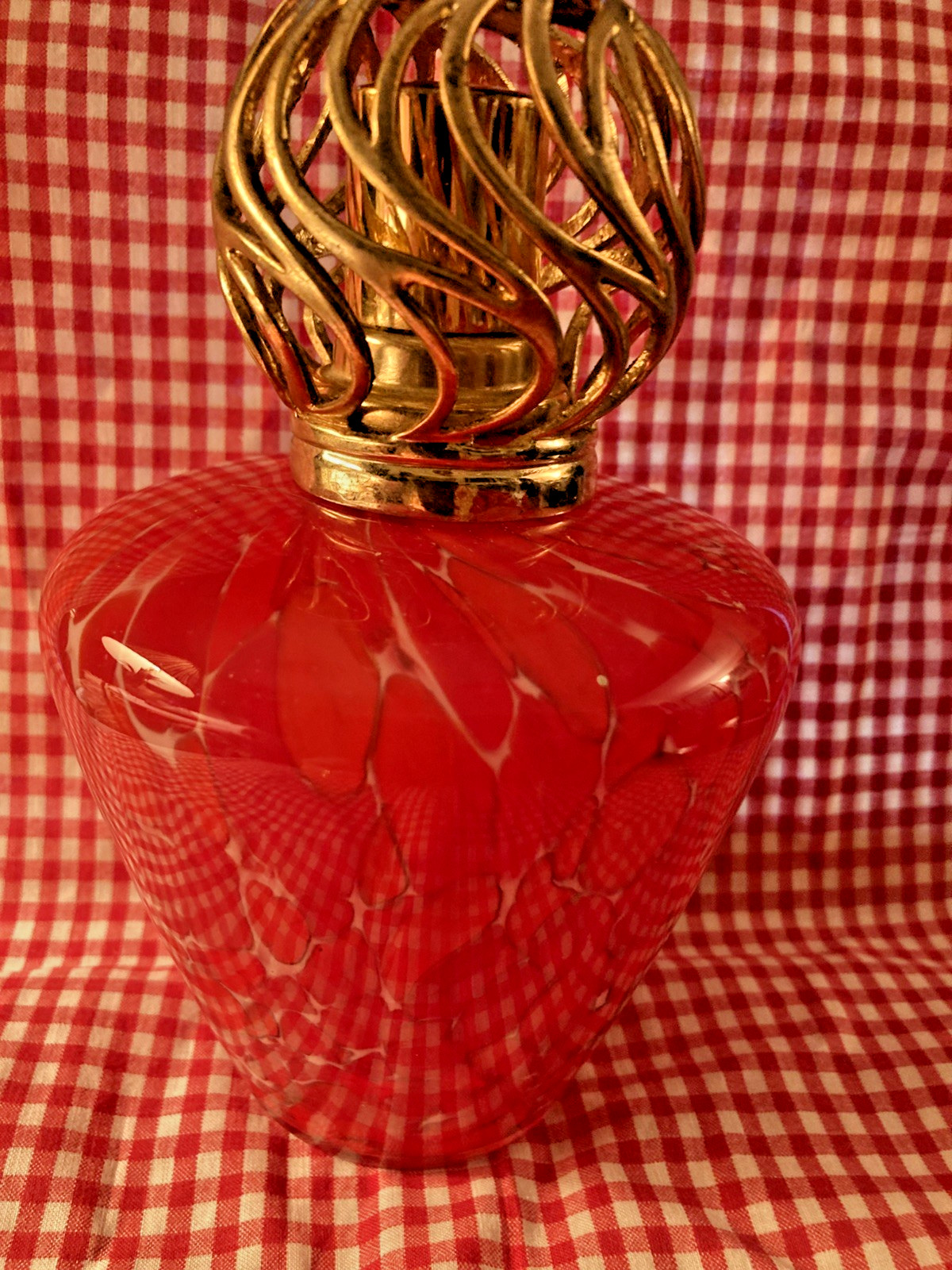 Vintage HEAVY THICK RED Perfume Bottle Gold Tone Filigree Cap Atomizer 8by 4 in Vintage HEAVY THICK RED Perfume Bottle Gold Tone Filigree Cap Atomizer 8by 4 in