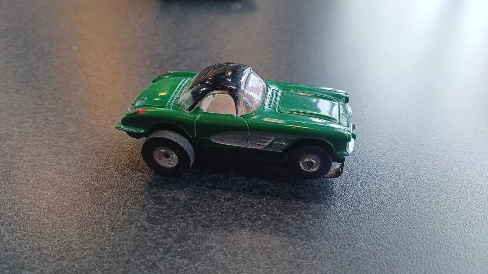 Vintage Aurora Slot Car HO 1960s Corvette Green & Black Hard Top