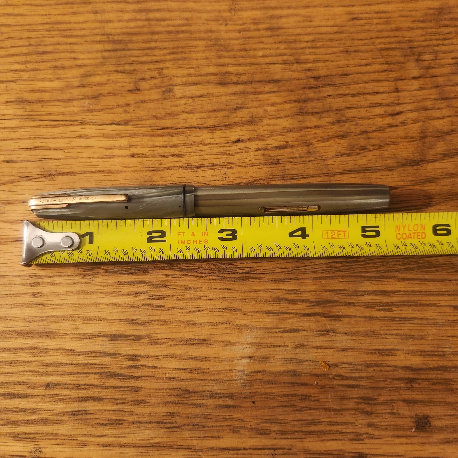 Waterman’s Fountain Pen Ideal 14K Nib Green/Gray Waterman’s Fountain Pen Ideal 14K Nib Green/Gray