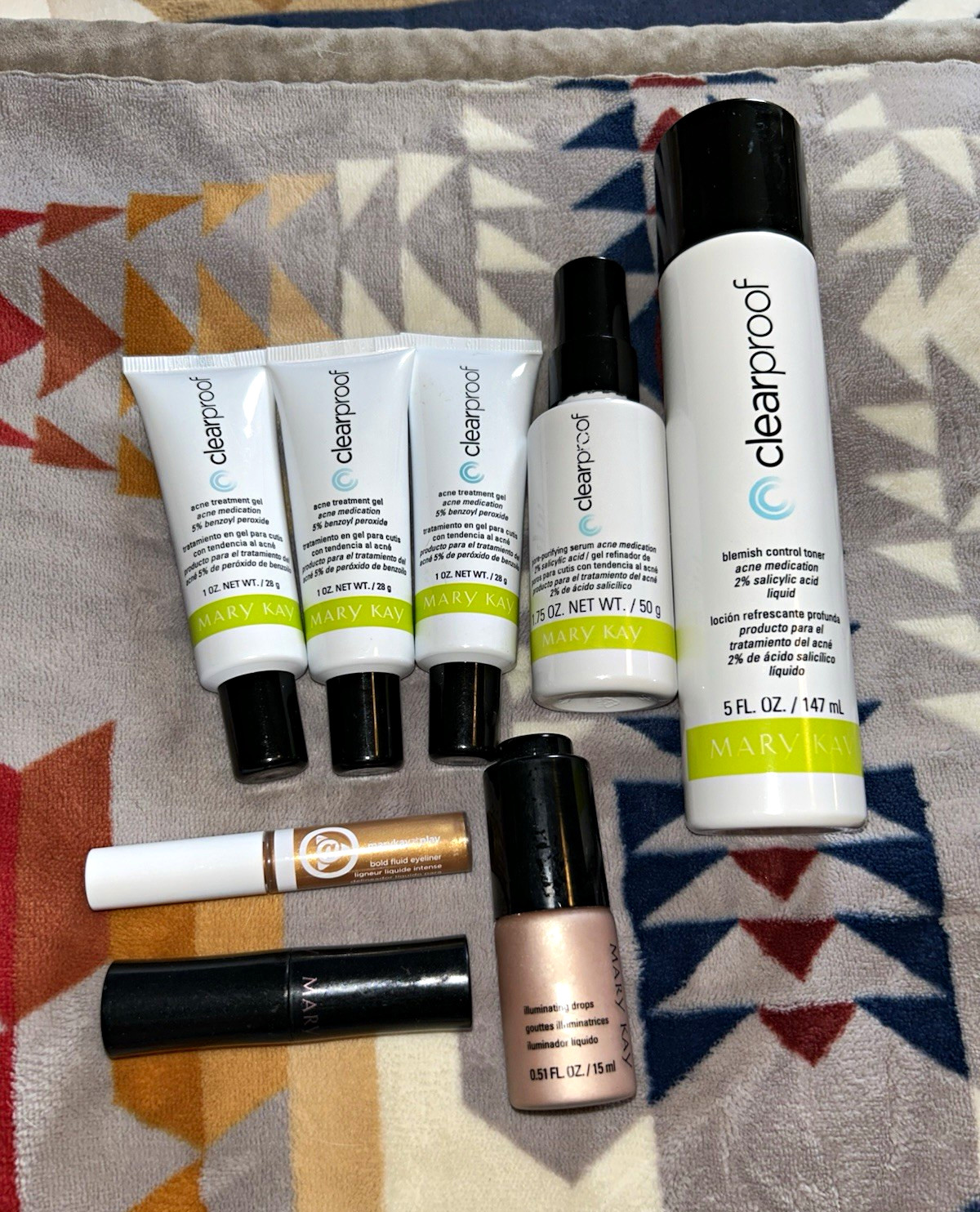 Mary Kay Clearproof 2% Salicylic Acid Acne Lot Toner Serum Gel + Makeup Mary Kay Clearproof 2% Salicylic Acid Acne Lot Toner Serum Gel + Makeup