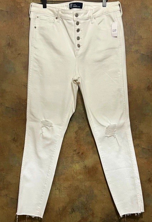 Women’s GAP White High Rise Distressed 5-Pocket Jeans Women’s GAP White High Rise Distressed 5-Pocket Jeans