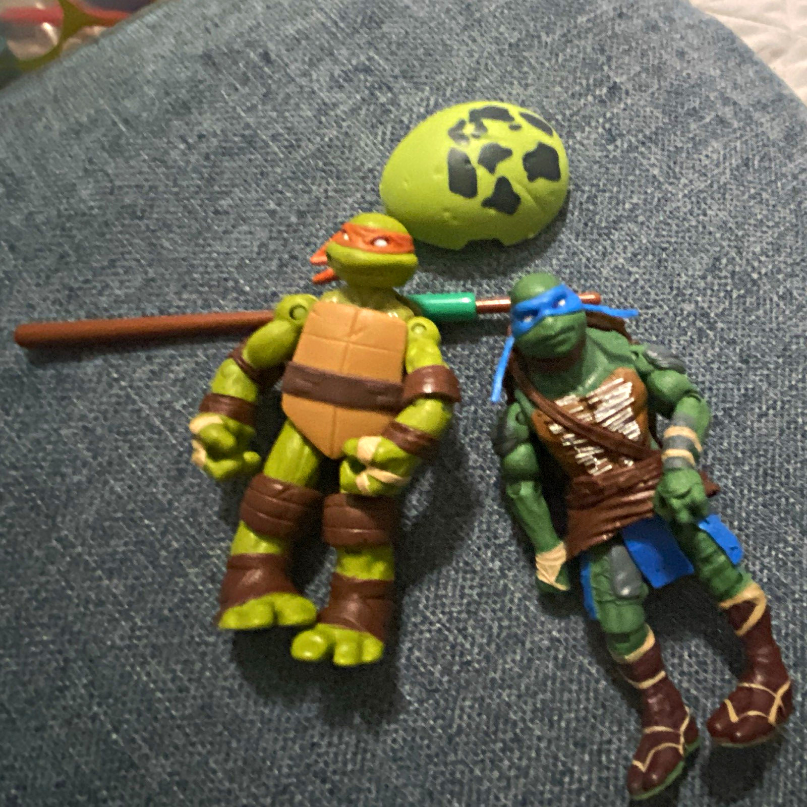 Nickelodeon TMNT Michelangelo & Leonardo Action Figures Lot 2 w/ Accessories Nickelodeon TMNT Michelangelo & Leonardo Action Figures Lot 2 w/ Accessories