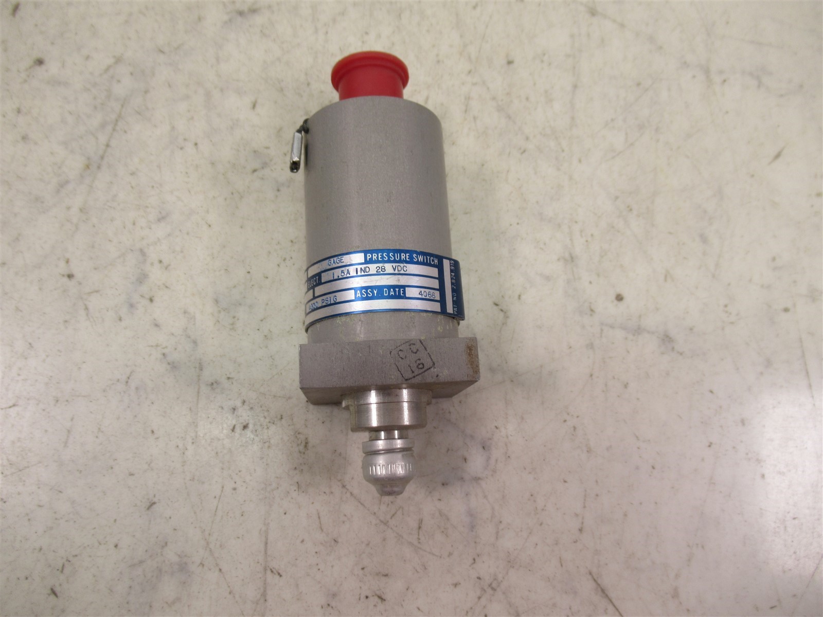Custom Component Switches CCS 98GI34 Pressure Switch Aerospace 200 PSIG 300+ 25 Custom Component Switches CCS 98GI34 Pressure Switch Aerospace 200 PSIG 300+ 25