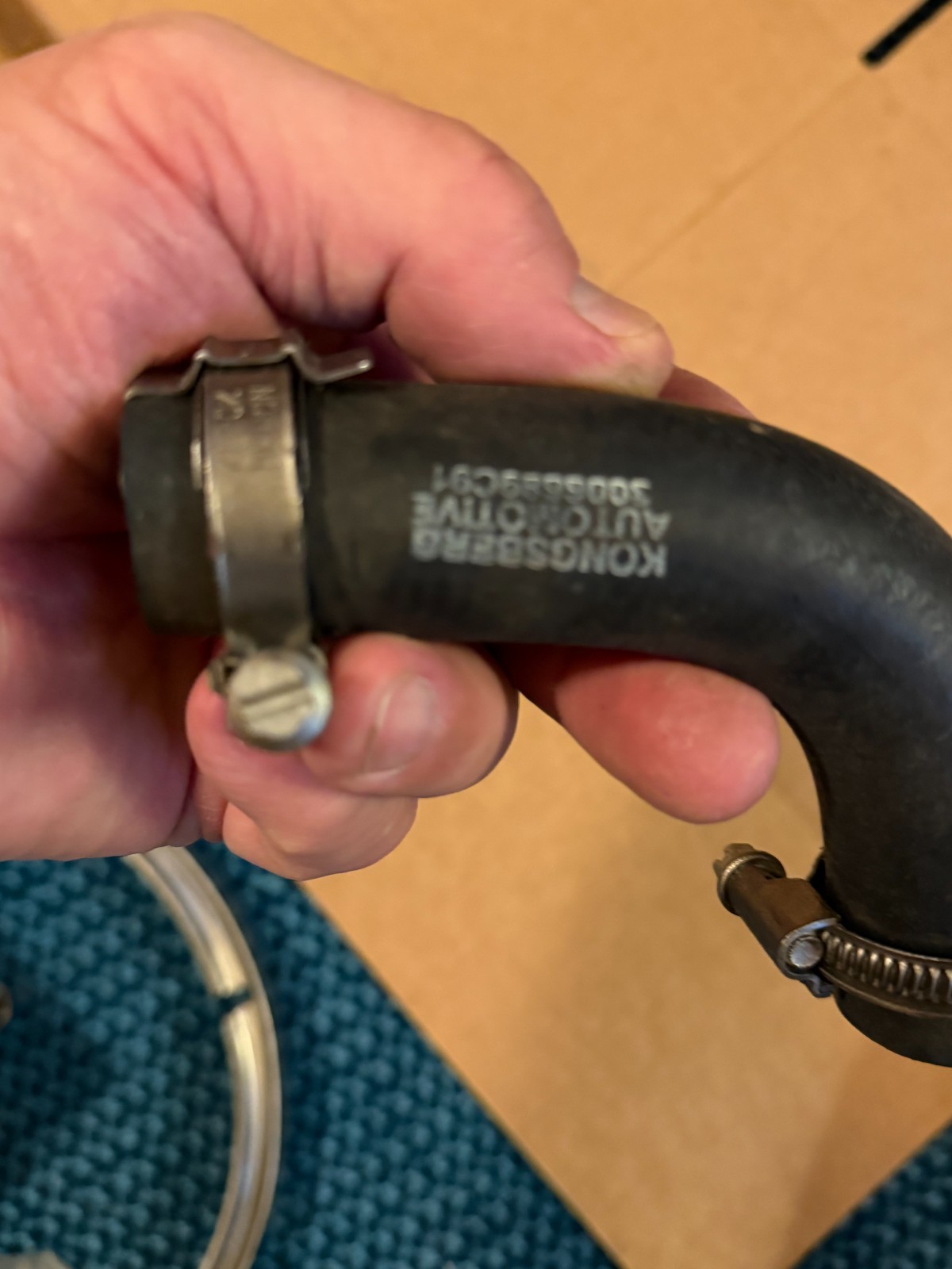 GENUINE OEM Navistar International Truck 3006689C91 HOSE/CLAMPS GENUINE OEM Navistar International Truck 3006689C91 HOSE/CLAMPS
