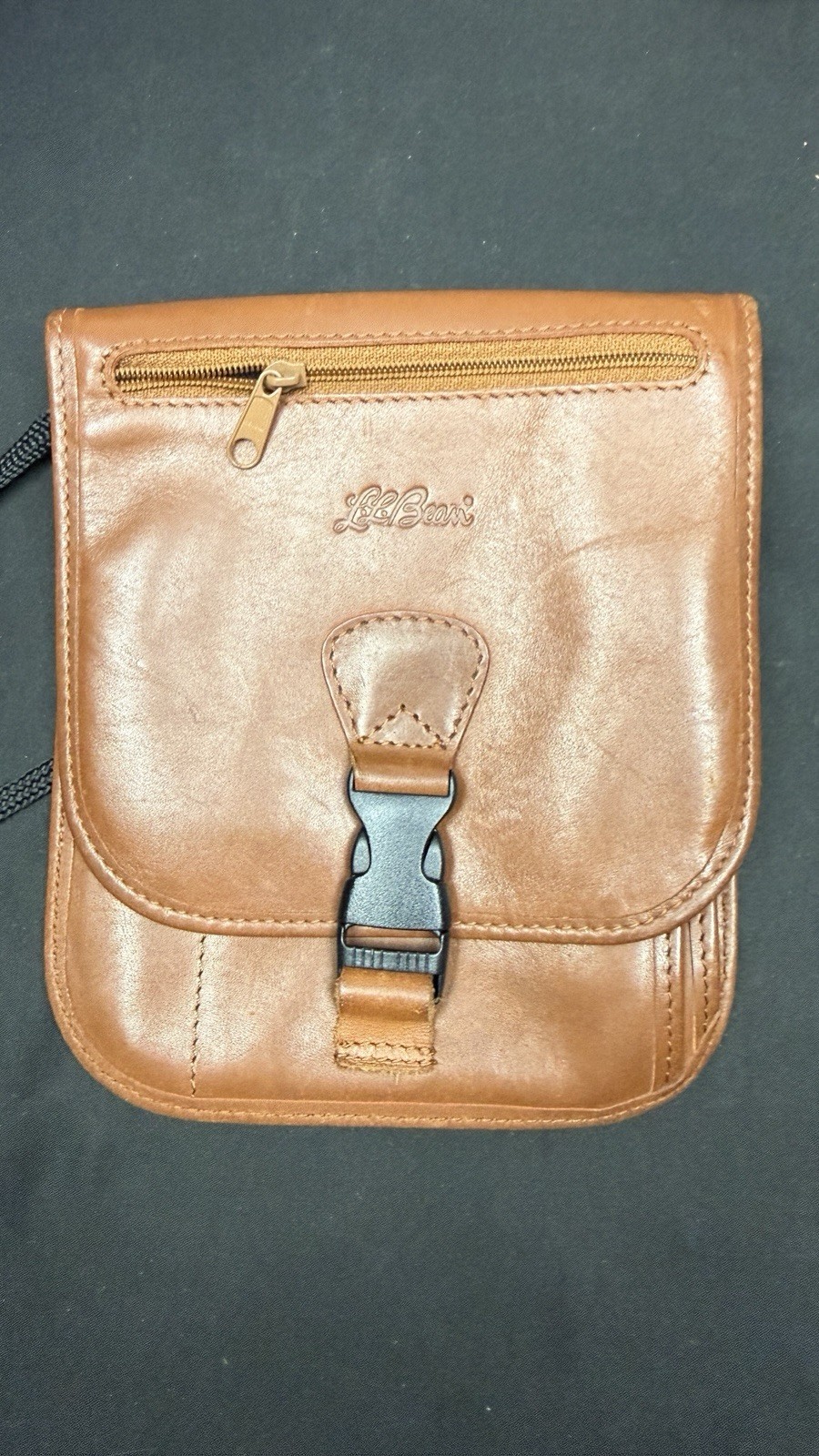 Vintage L.L. Bean Full Grain Leather Travel Crossbody Organizer Vintage L.L. Bean Full Grain Leather Travel Crossbody Organizer