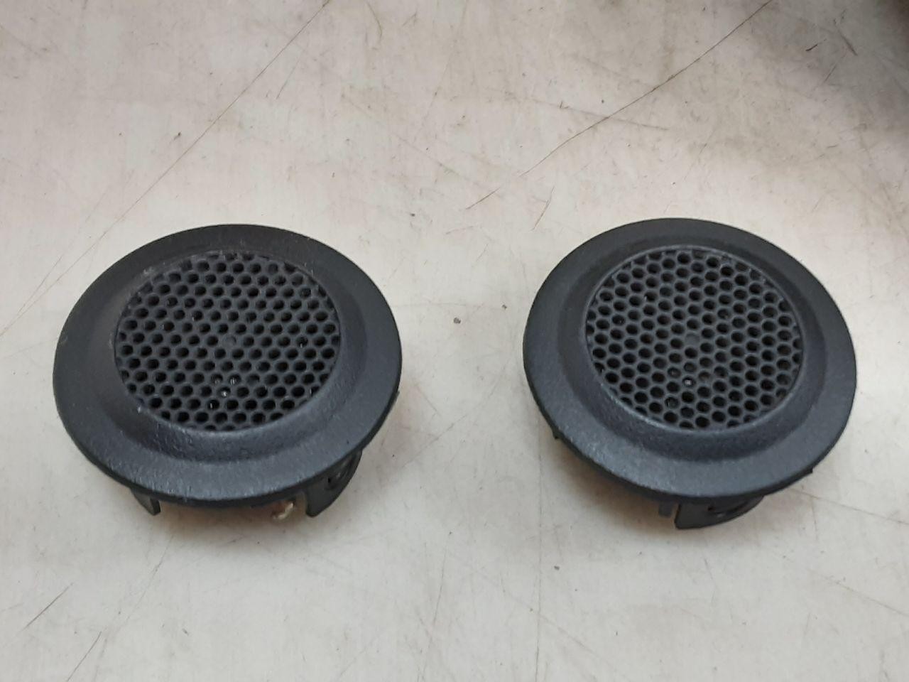 Jeep Wrangler JK OEM Set (6) Alpine Speakers and Tweeters 2013 2014 81811