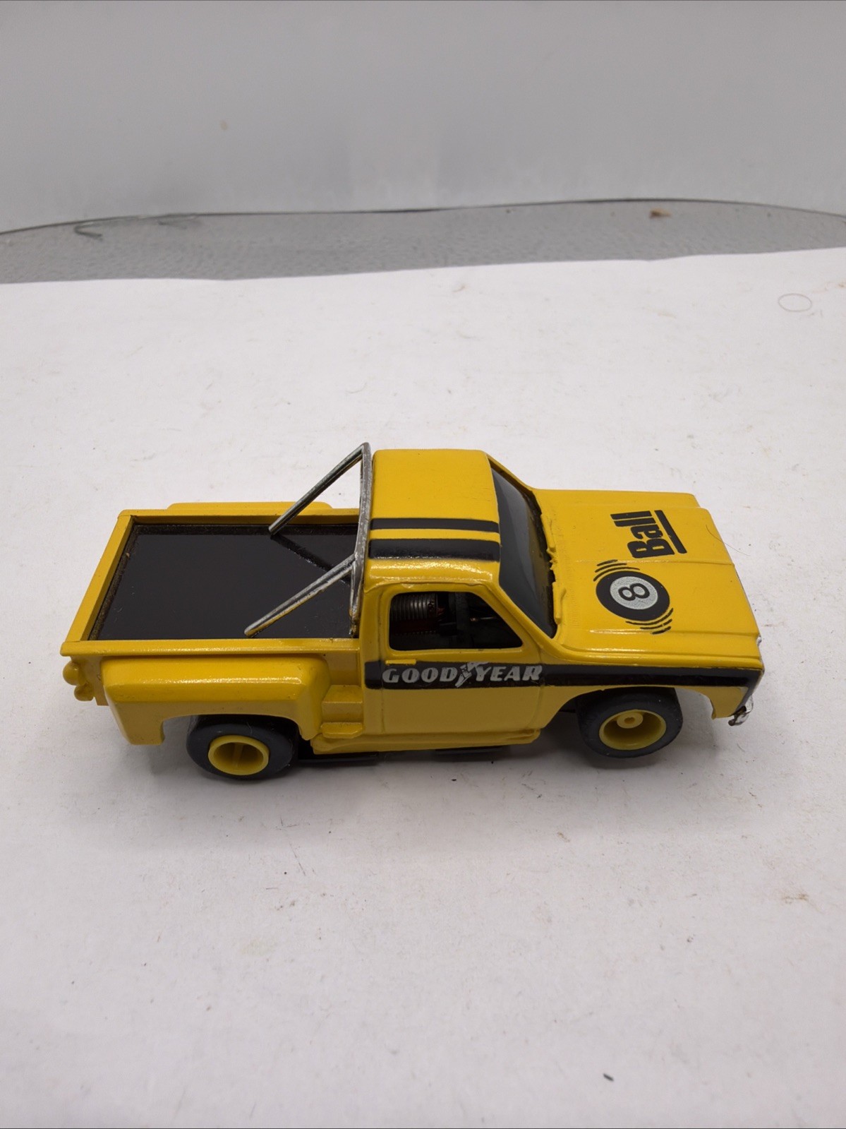 Vintage 80’s Tyco Curve Huggers HP2 Slot Car Yellow Goodyear 8 Ball
