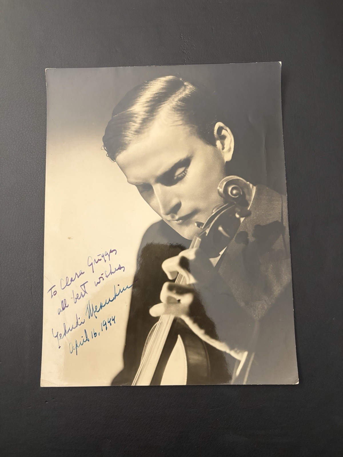 Yehudi Menuhin Signed Photo (9.5\
