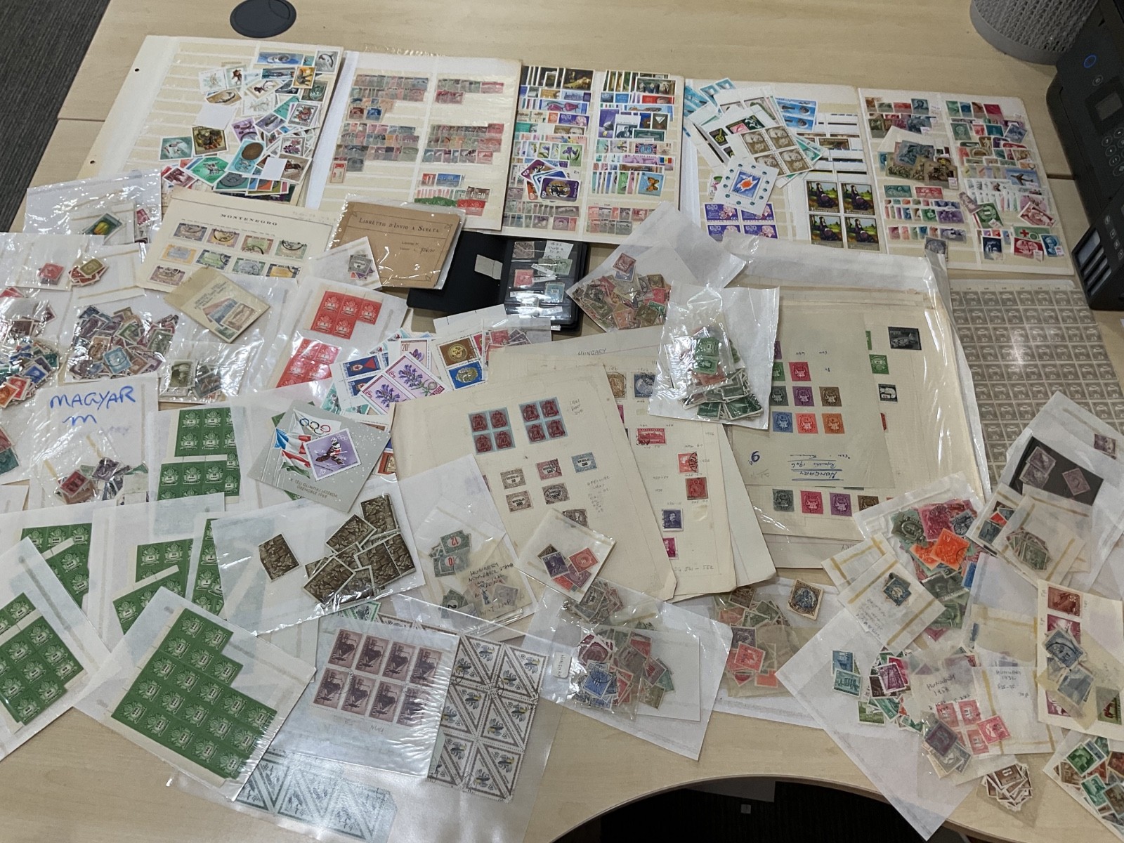 Hungary stamps. Magyar post. Different collection. Large lot @@81