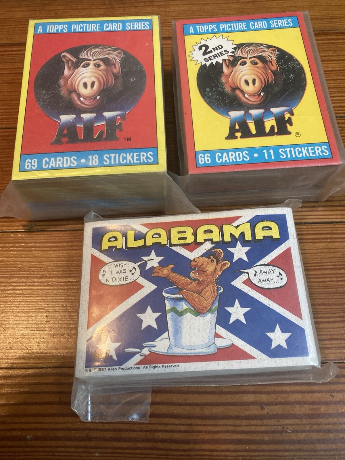 3 1987 Topps ALF Series 1 &2 US of complete sets (135 cards, 29 stickers) NM/MT 3 1987 Topps ALF Series 1 &2 US of complete sets (135 cards, 29 stickers) NM/MT