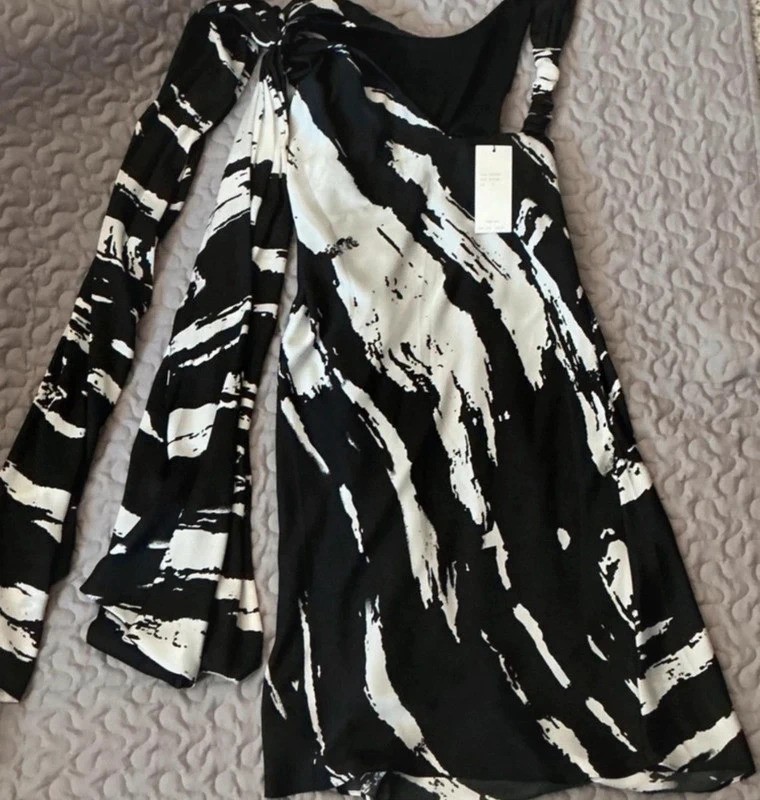 BCBG Max Azria Black White One Shoulder Draped Formal Dress Size L