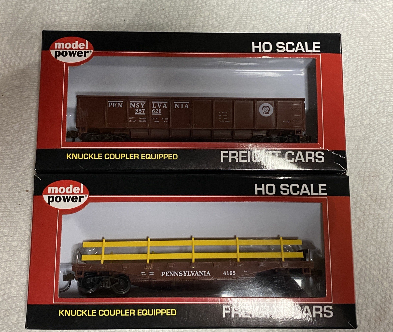 Model Power - HO Scale - Pennsylvania Railroad - Gondola & Flat Car Model Power - HO Scale - Pennsylvania Railroad - Gondola & Flat Car