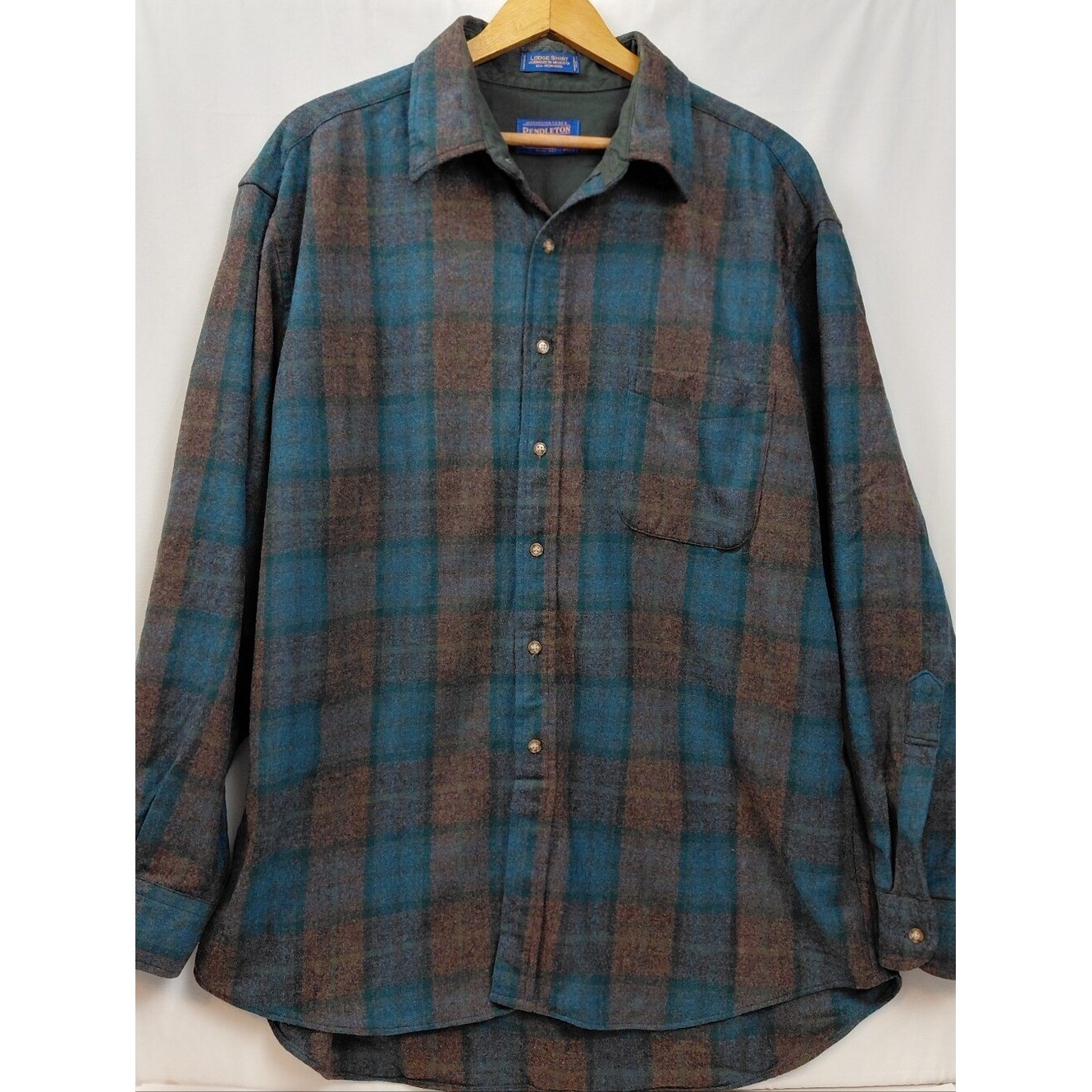 Pendleton Lodge Shirt 100% Virgin Wool Size X Large Check Plaid