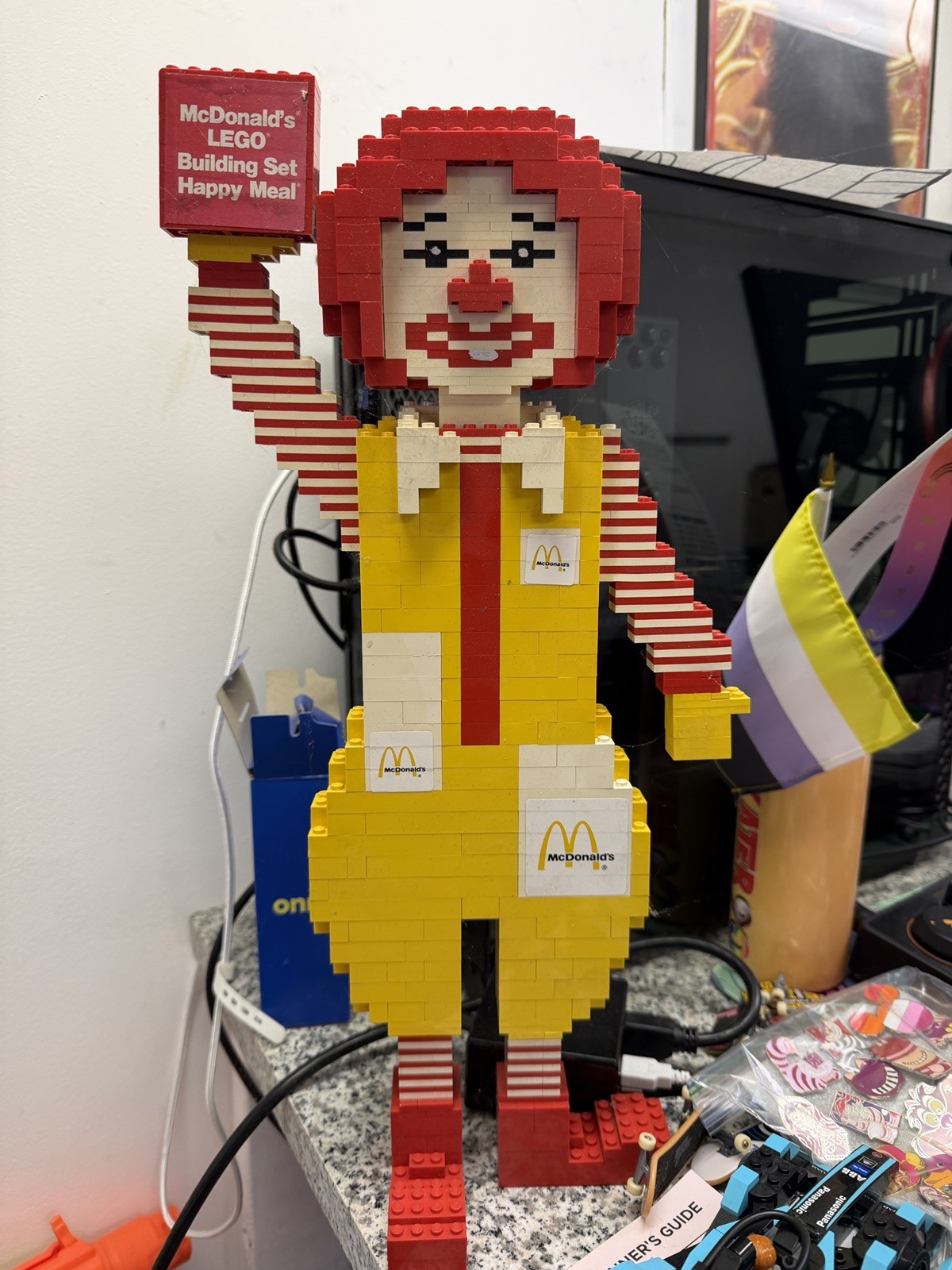 Rare Ronald McDonald 1980\'s Managers Lego Happy Meal Display
