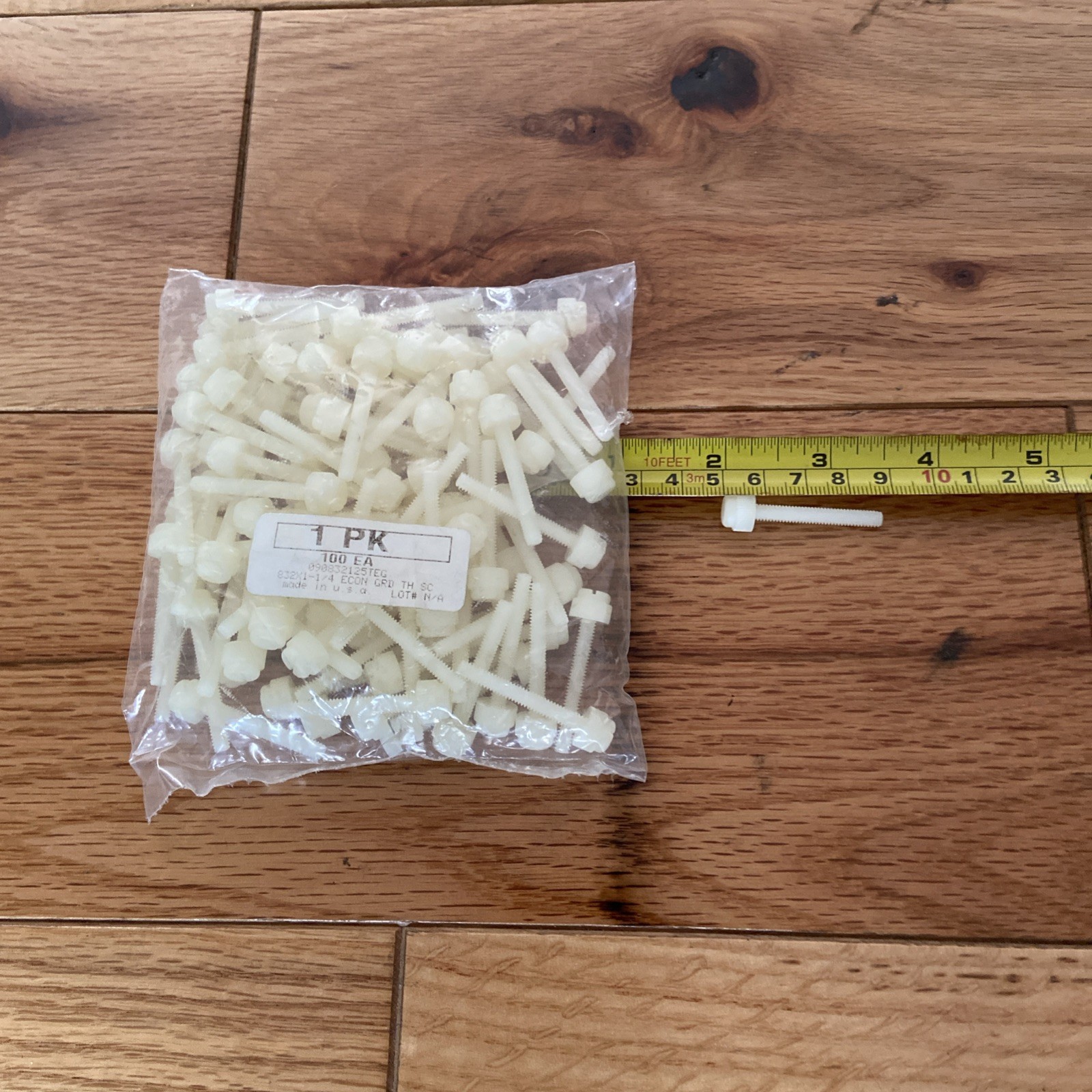 Nylon Screws 8-32