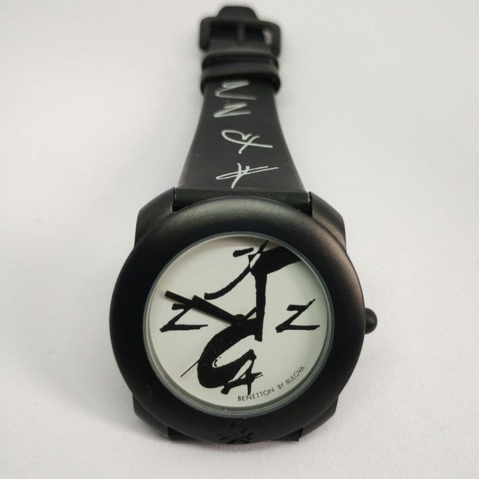 [Rare/working item] BENETTON by BULOVA vintage watch