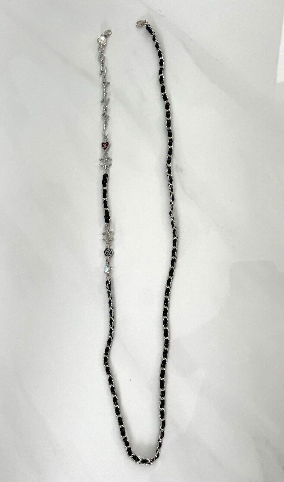 Chanel Detachable 33 Inch Black Silver Chain for Sunglasses Eyeglasses Chanel Detachable 33 Inch Black Silver Chain for Sunglasses Eyeglasses