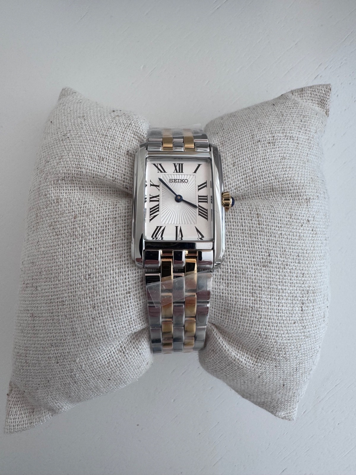 New Seiko Essentials Quartz White Roman numeral dial Women's Watch SWR087