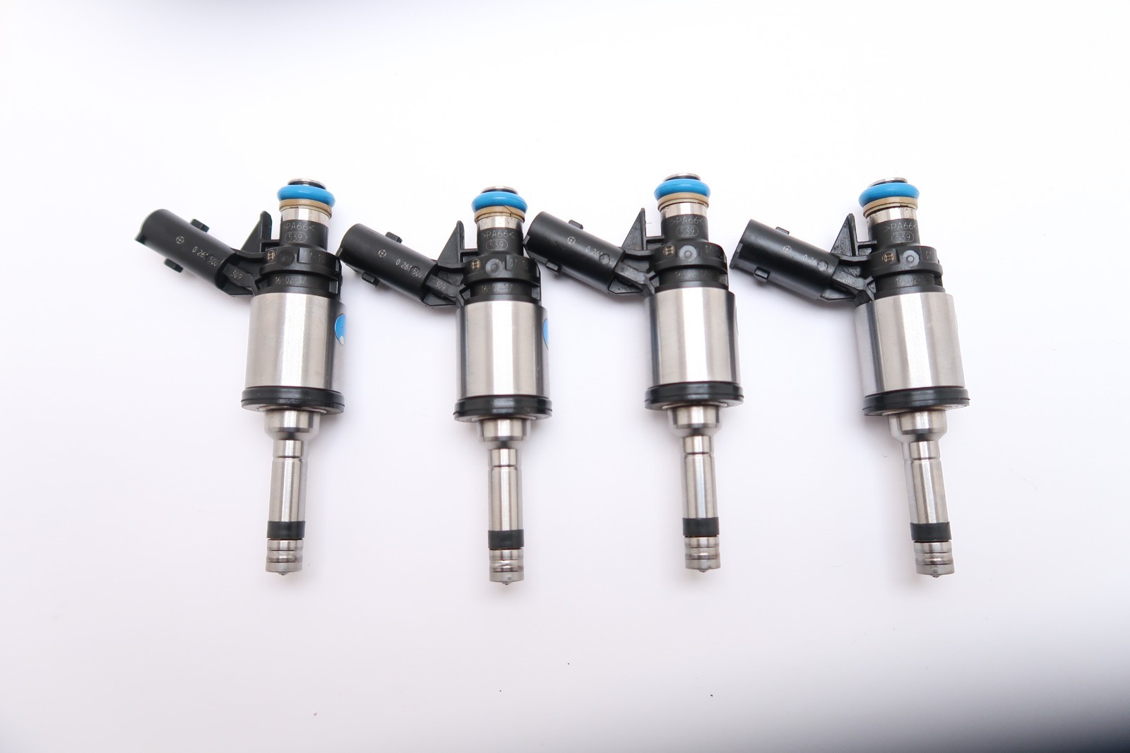 SET 4 GENUINE Fuel Injectors For 2019-2020 Kia Sorento 2.4L 35310-2GGA1