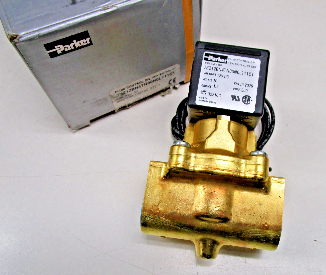 Parker Fluid Controls 73212BN4TN00N0L111C1 Solenoid Valve 12V DC 1/2 NC