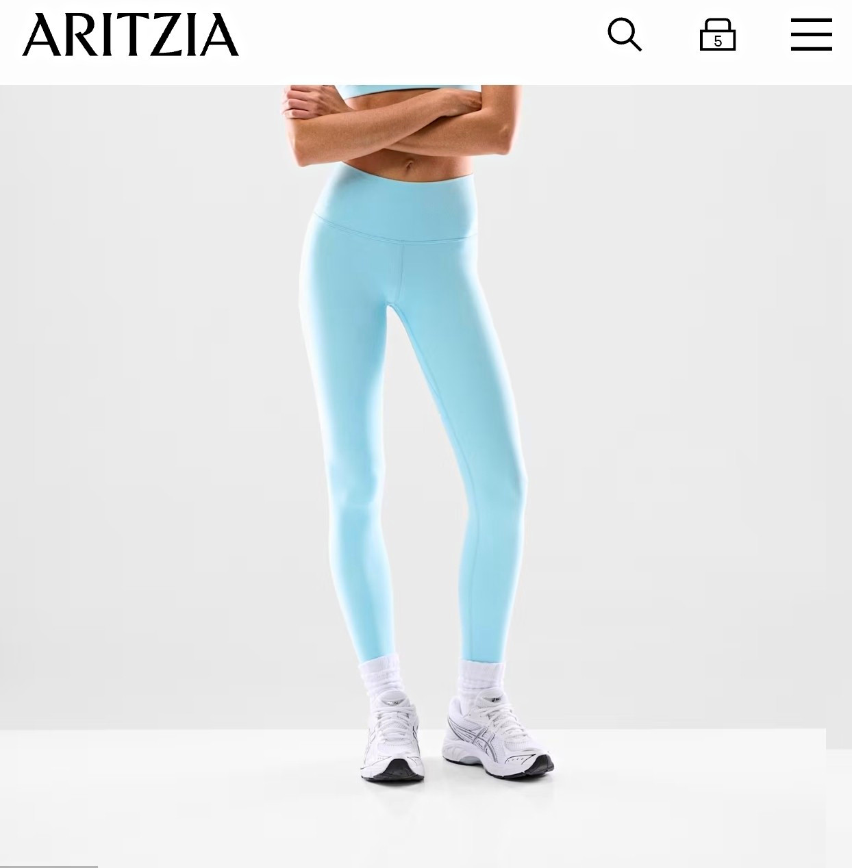 Aritzia Golden Butter Cheeky Hi-Rise 26\ Aritzia Golden Butter Cheeky Hi-Rise 26\