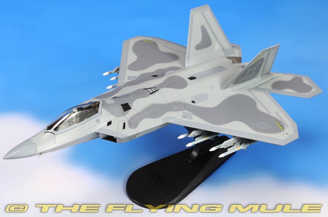 Hobby Master 1:72 F-22A Raptor USAF 325th FW, 43rd FS Hornets Joshua \'Cabo\'