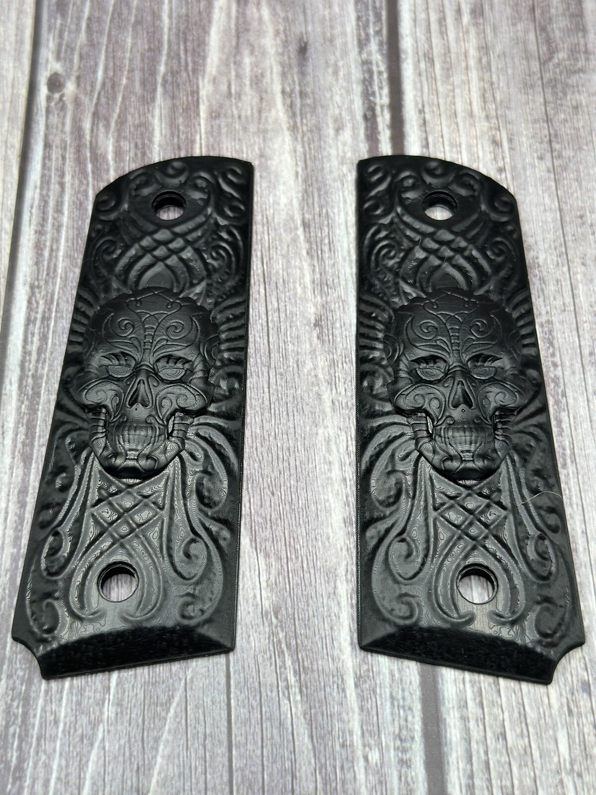 1911 Grips Government/ Full Size custom Design Skull Black Polymer