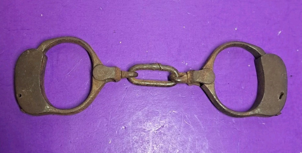 Antique 1880\'s - 1890\'s Handcuffs No Key Antique 1880\'s - 1890\'s Handcuffs No Key