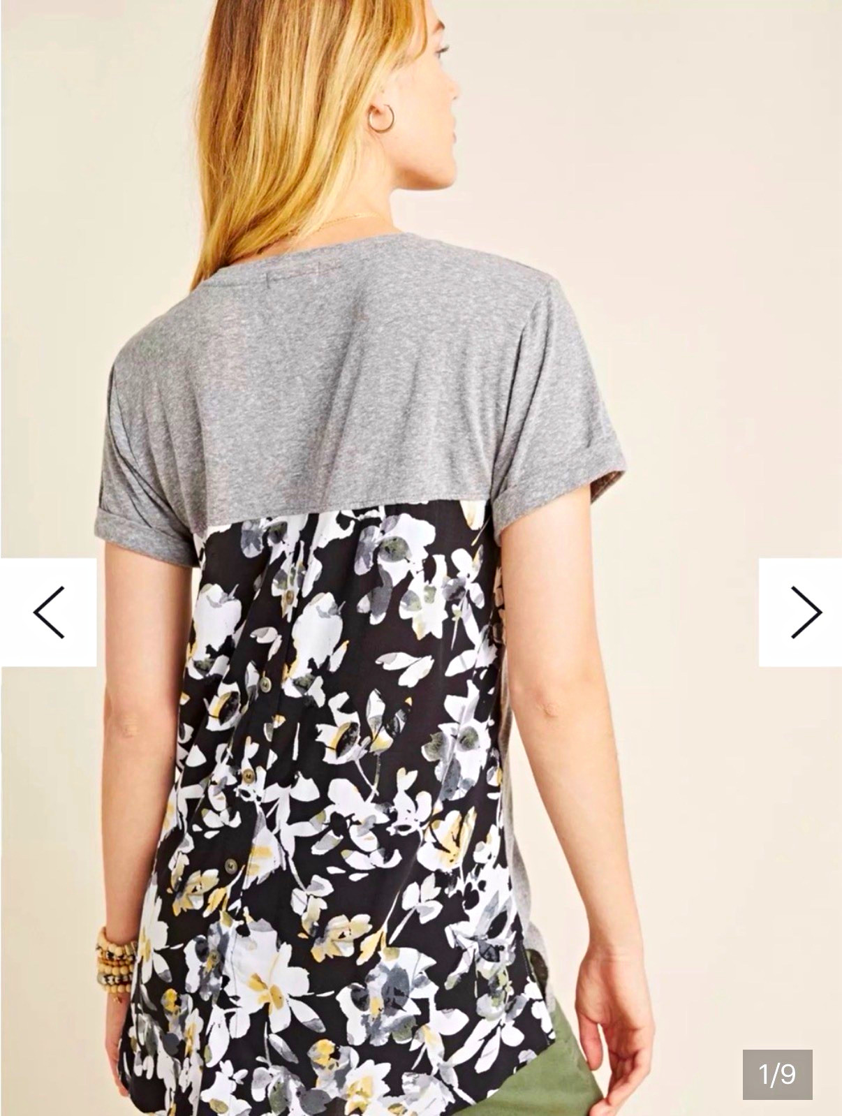 t.la Gray V-Neck Short Sleeve Knit T-Shirt Floral Back Panel Button Detail M