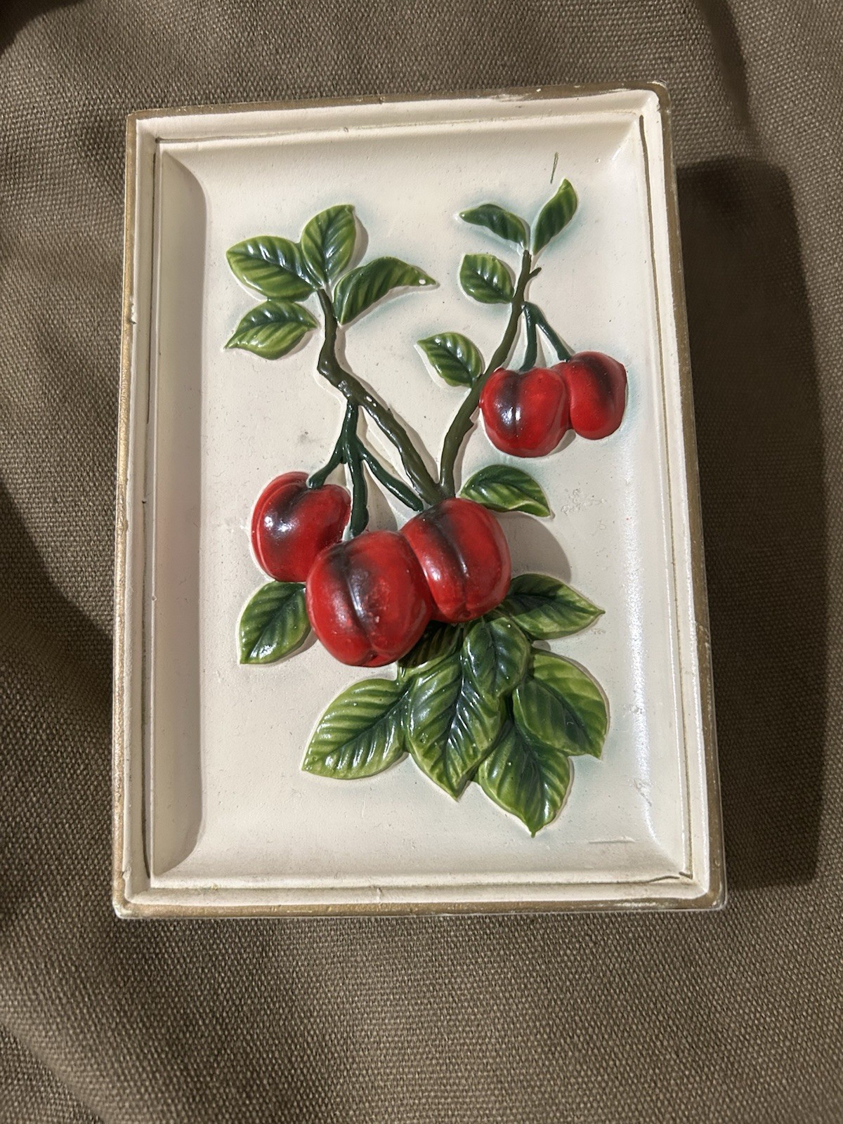 Vintage Lefton Rare cherries Hanging Ceramic Plaque Vintage Lefton Rare cherries Hanging Ceramic Plaque