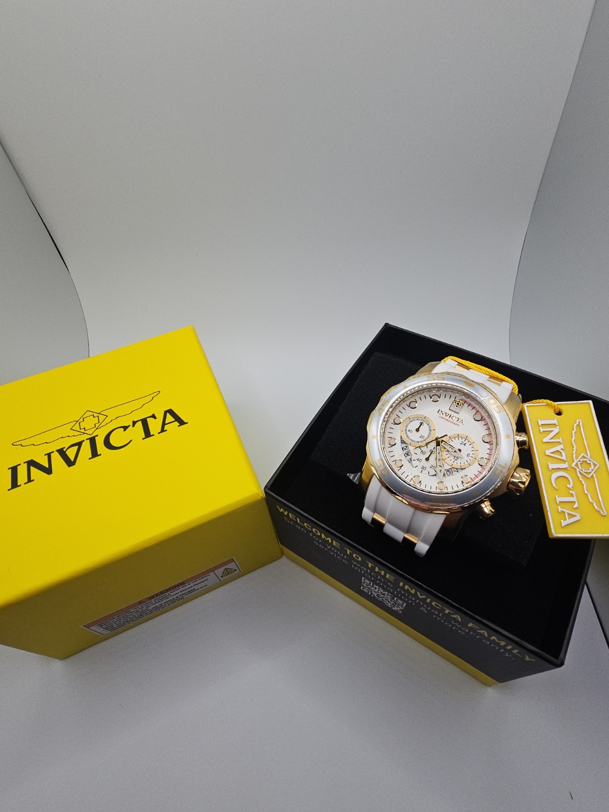 🔥Retail $599.00🔥 Invicta Pro Diver SCUBA Men's Watch - GOLD/WHITE (20291)48mm 🔥Retail $599.00🔥 Invicta Pro Diver SCUBA Men's Watch - GOLD/WHITE (20291)48mm