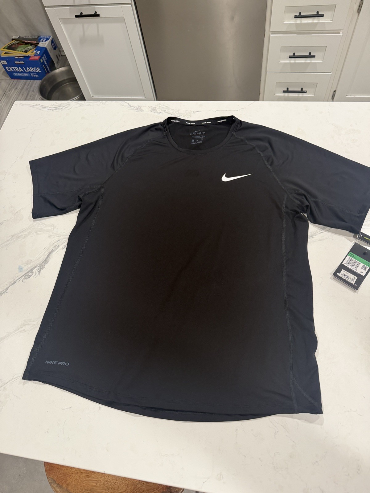 Nike Dri-FIT Running Short Sleeve Shirt Men XL Slim Fit Lightweight NEW With Tag Nike Dri-FIT Running Short Sleeve Shirt Men XL Slim Fit Lightweight NEW With Tag