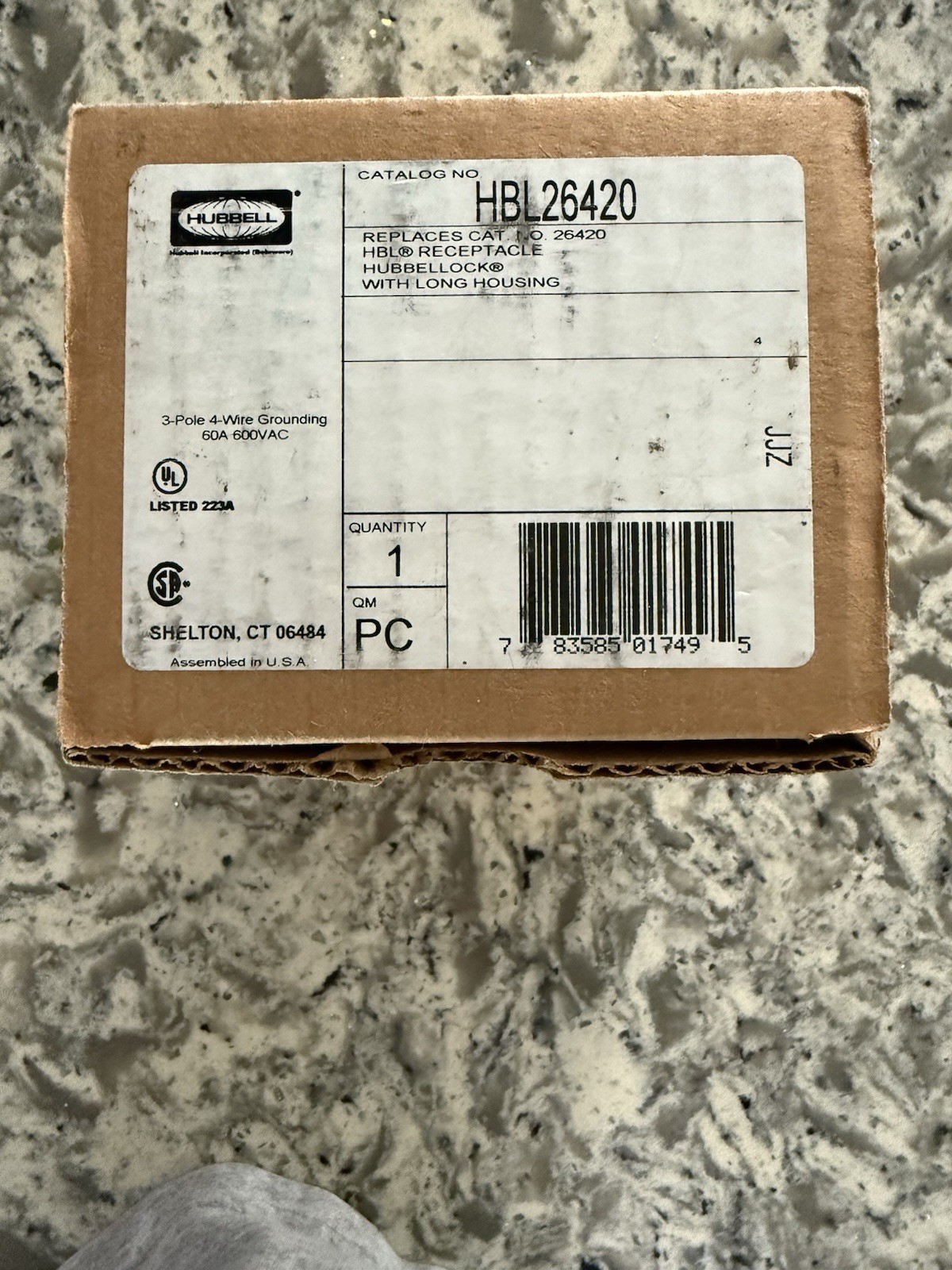 Hubbell HBL26420 “Hubbellock” Twist Lock Receptacle