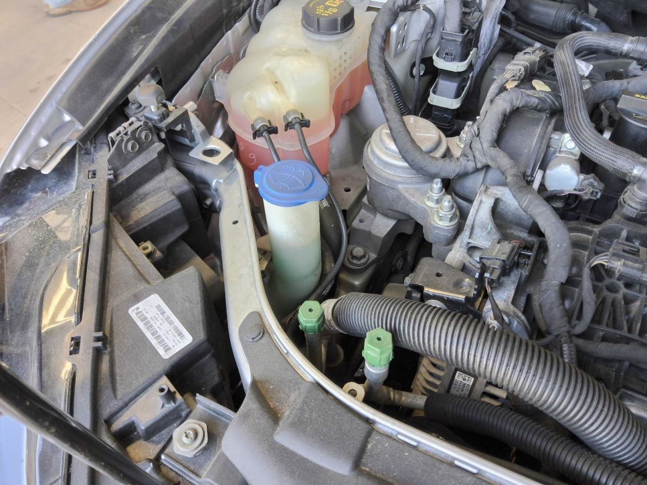 Wash Reservoir Fits 17-20 FUSION 595036
