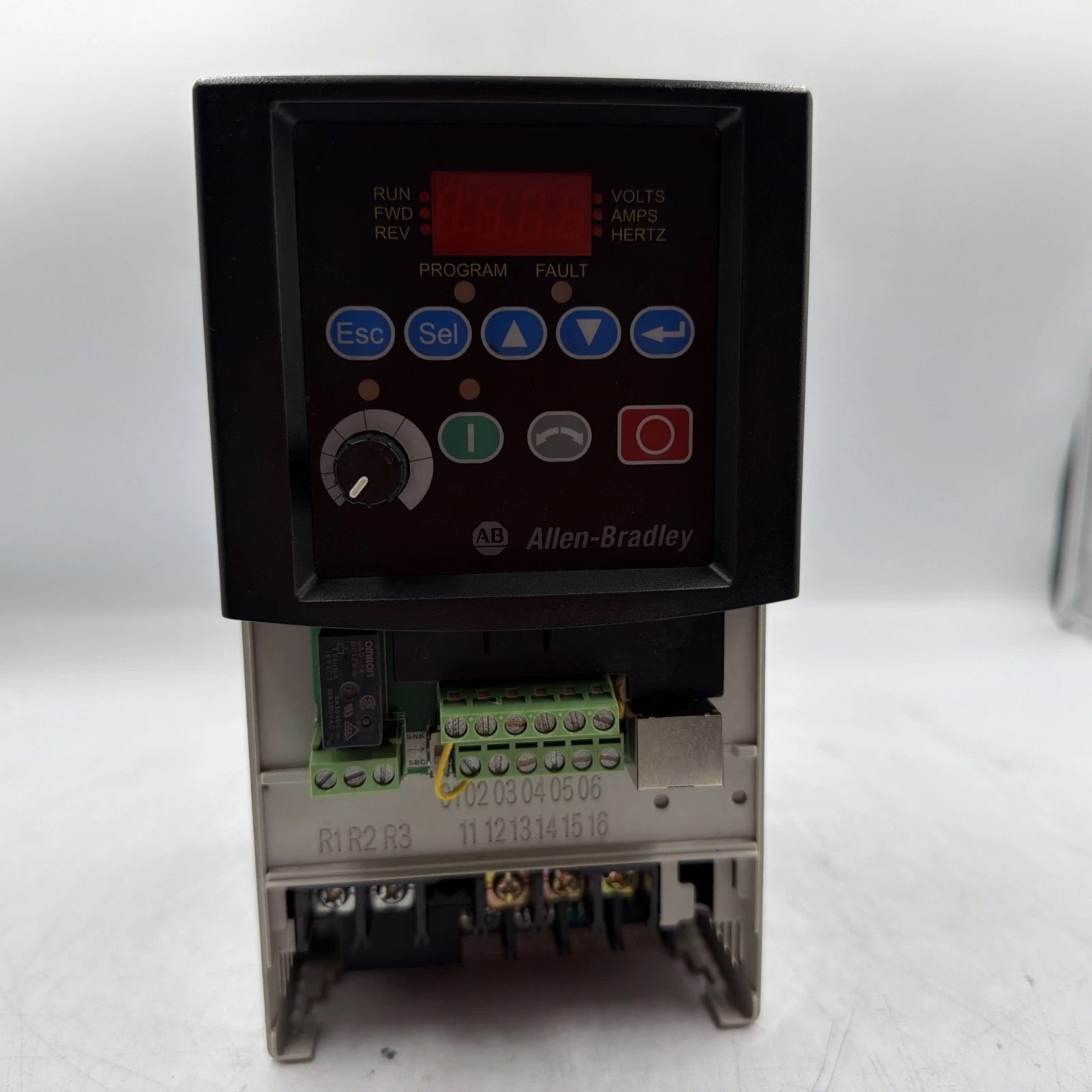 22AA8P0N104 Allen-Bradley PowerFlex4 22A-A8P0N104 Fully Tested 2yr Warranty 22AA8P0N104 Allen-Bradley PowerFlex4 22A-A8P0N104 Fully Tested 2yr Warranty