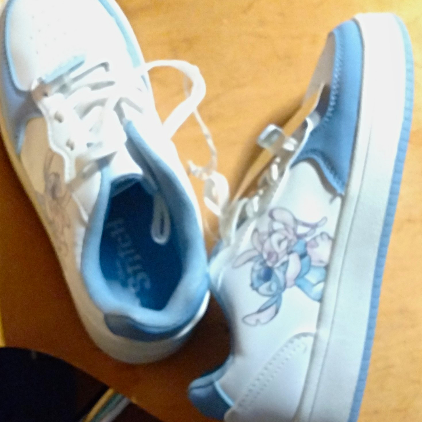 Ground Up Disney Stitch Unisex Kids Low Top Lace-Up Sneakers White/Blue US 2