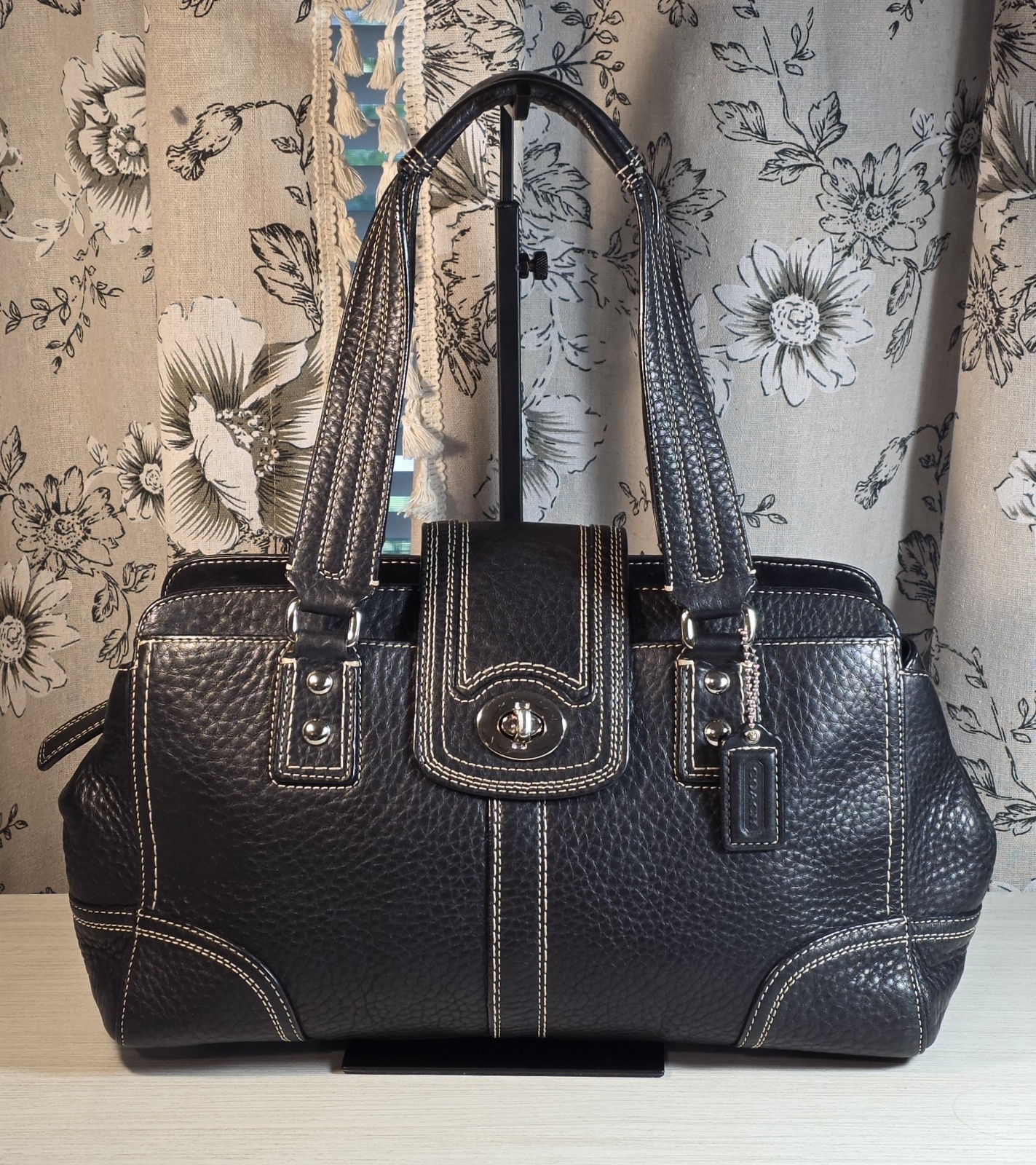 VINTAGE COACH HAMPTON BLACK PEBBLED LEATHER CARRYALL SATCHEL WITH TURNLOCK