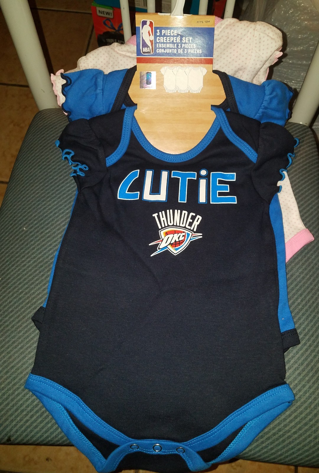 NBA Oklahoma City Thunder 3pc. Girl\'s Creeper Set 12 Months [New with Tags] C3