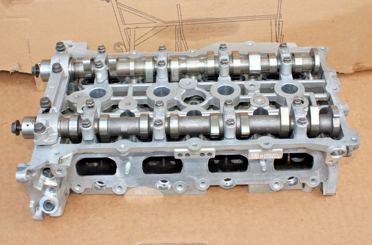 OEM engine cylinder head for 2013-2016 Hyundai Santa Fe Sport 2.4l G4KJ OEM engine cylinder head for 2013-2016 Hyundai Santa Fe Sport 2.4l G4KJ