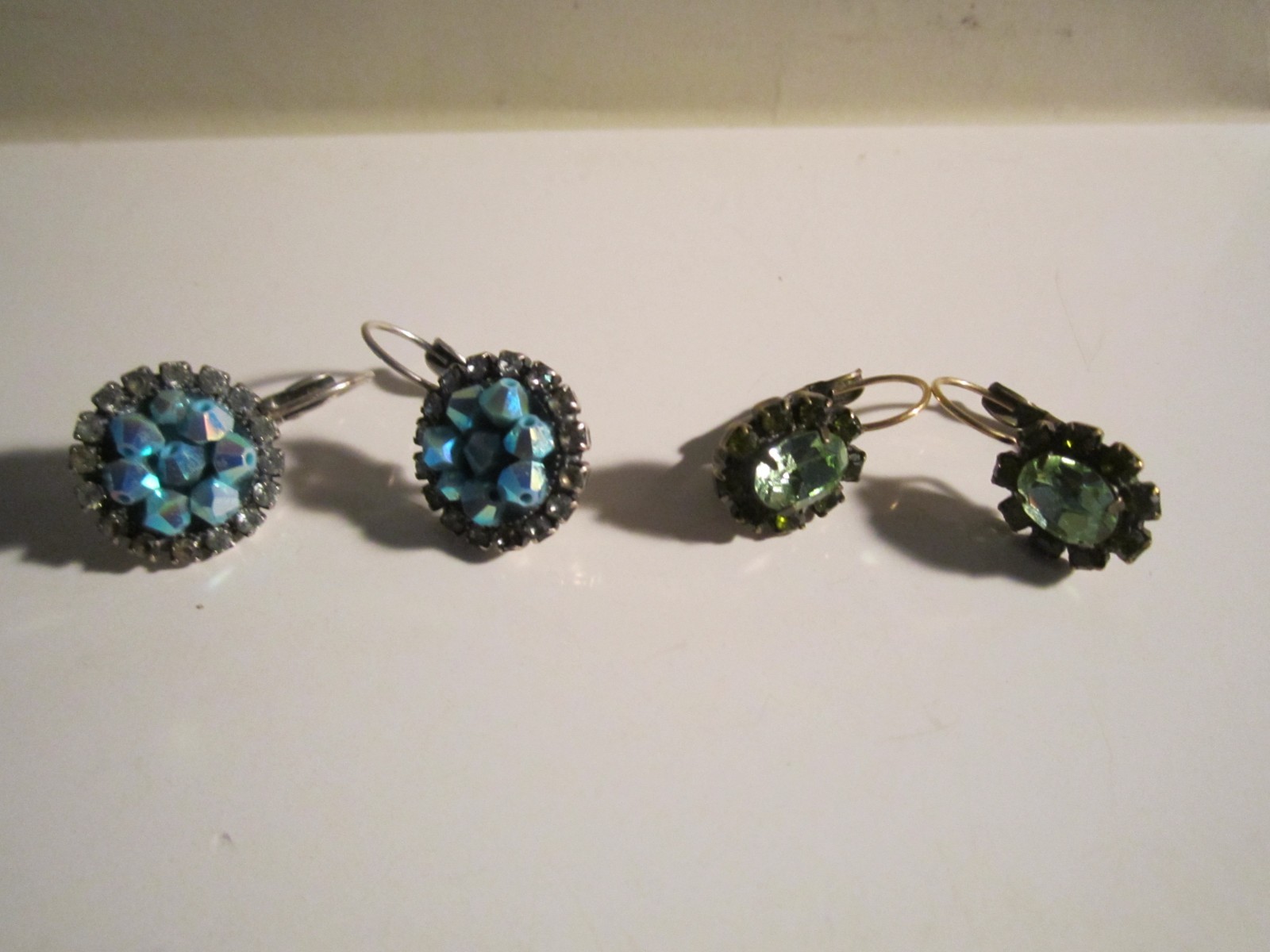VINTAGE LIZ PALACIOS EARRINGS TWO PAIRS BLUE & GREEN CRYSTALS SIGNED LOT COFC-20