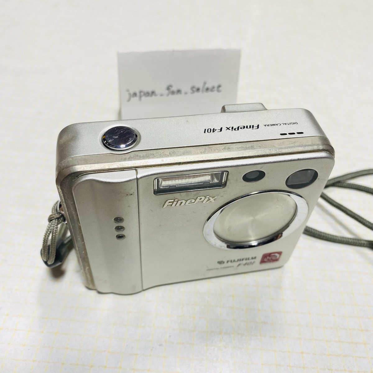 FUJIFILM FinePix F401 Silver Digital Camera 3.1MP 3x Zoom Super CCD HR