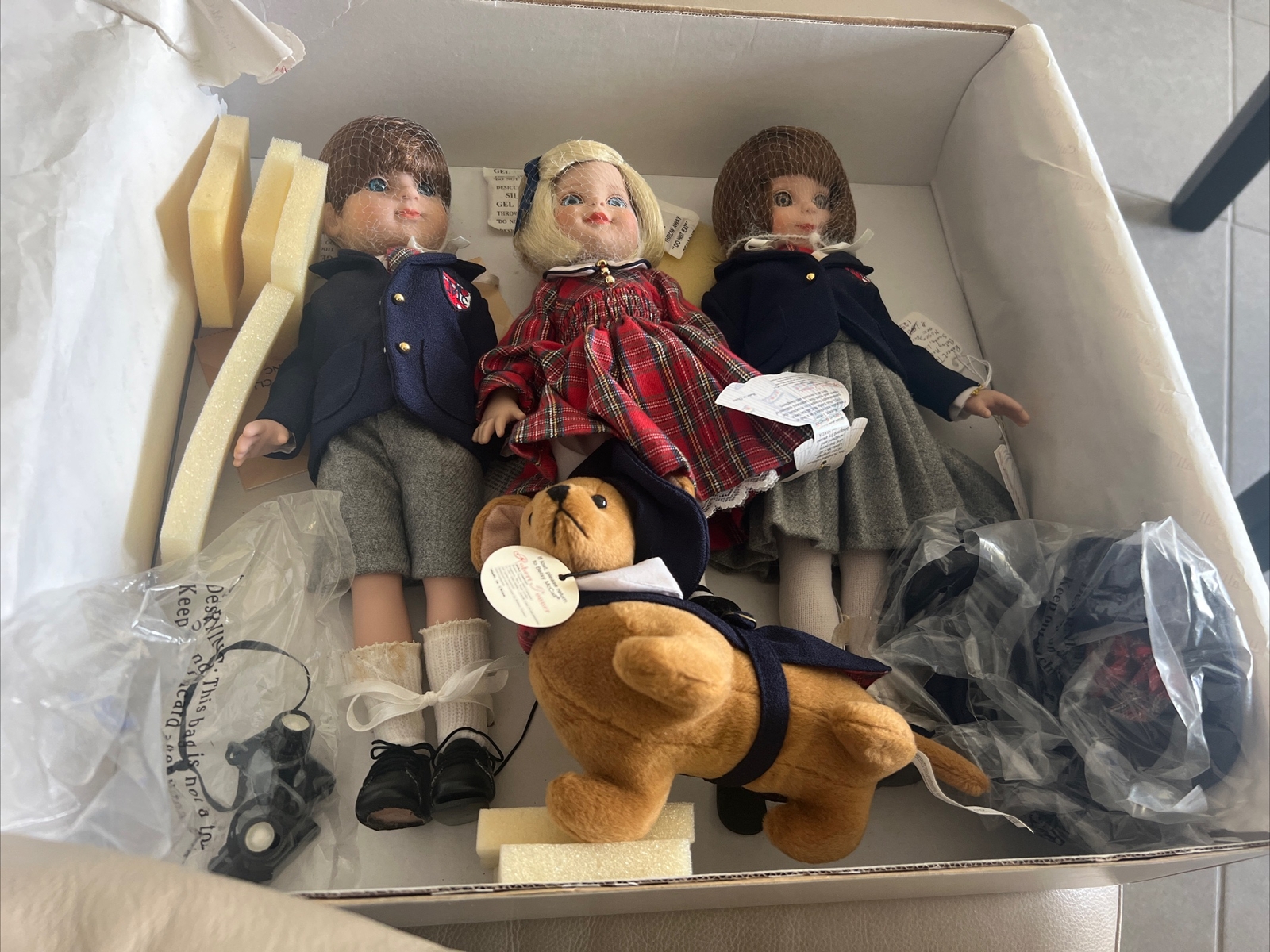 Linda, Betsy & Sandy McCall  & Nosey Travel Time Betsy\'s Family Collector Dolls