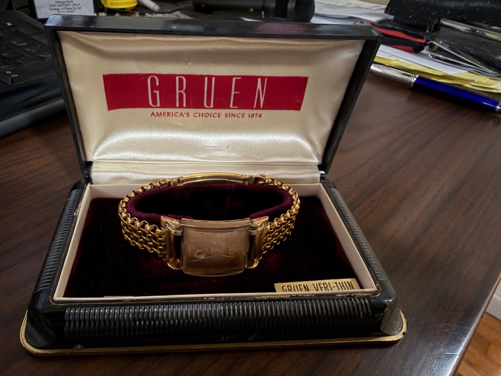 1947 Gruen Curvex Watch With Original Case, XLNT Working Condition, Gold Filled 1947 Gruen Curvex Watch With Original Case, XLNT Working Condition, Gold Filled