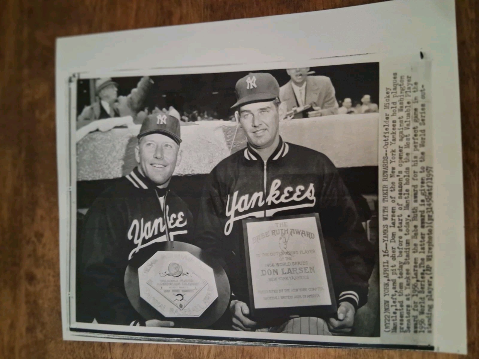 Mickey Mantle 1956 MVP Triple Crown  1957 Original Press Photo Hs1422